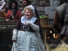 Annette Badland