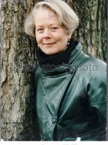 Annette Crosbie