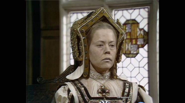 Annette Crosbie