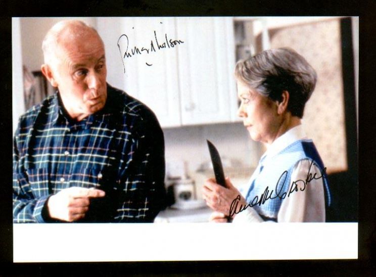 Annette Crosbie