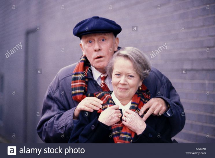 Annette Crosbie