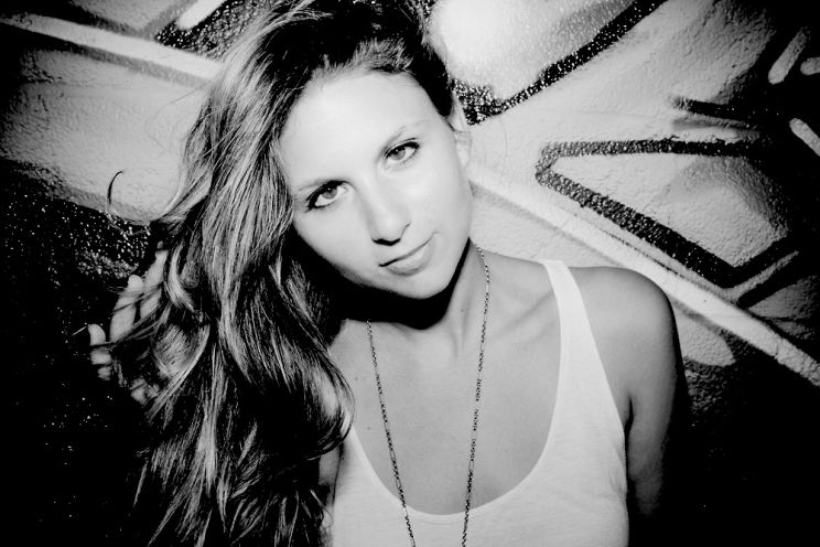 Anni Weisband