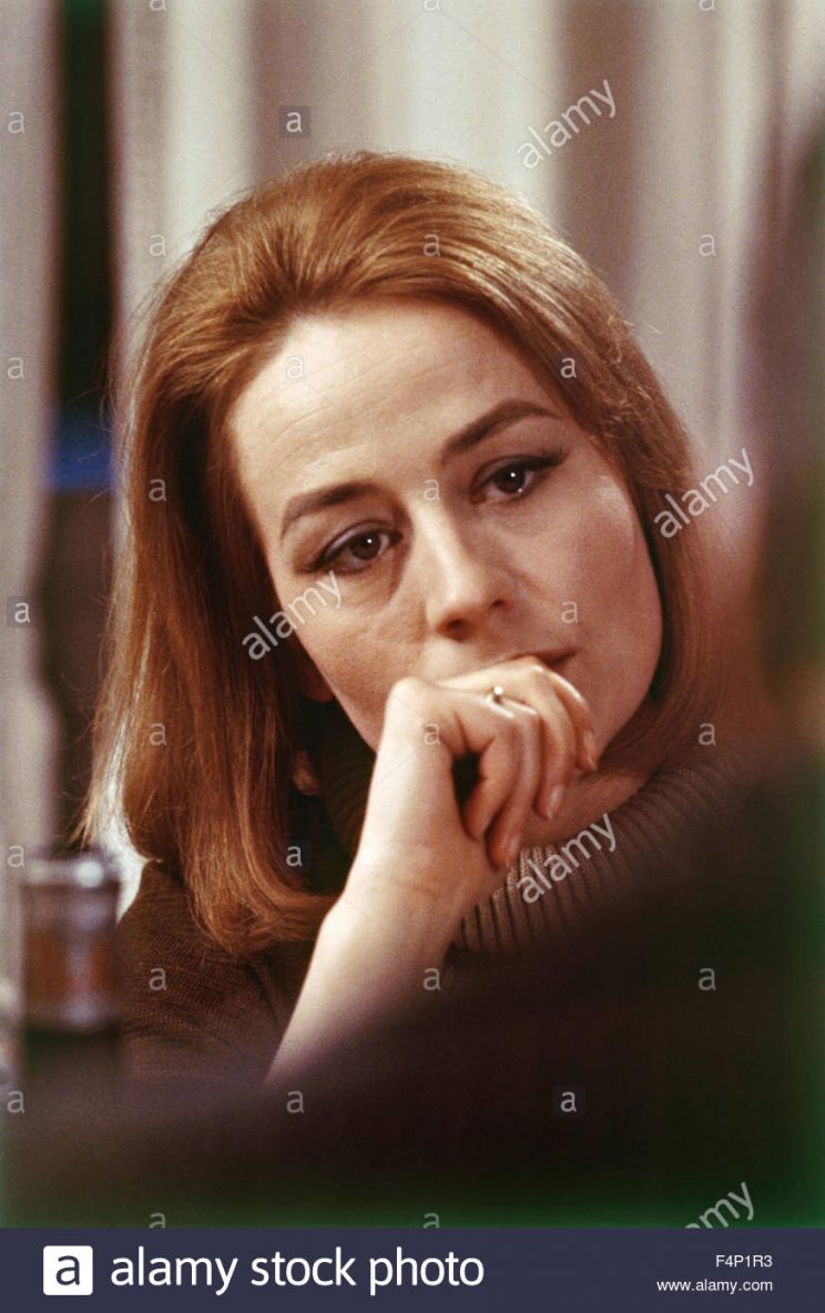 Annie Girardot