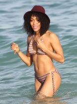 Annie Ilonzeh photo