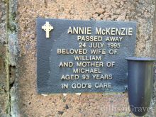 Annie McKenzie