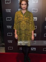 Annie Murphy photo