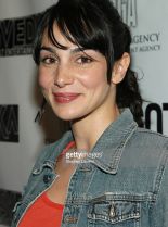 Annie Parisse