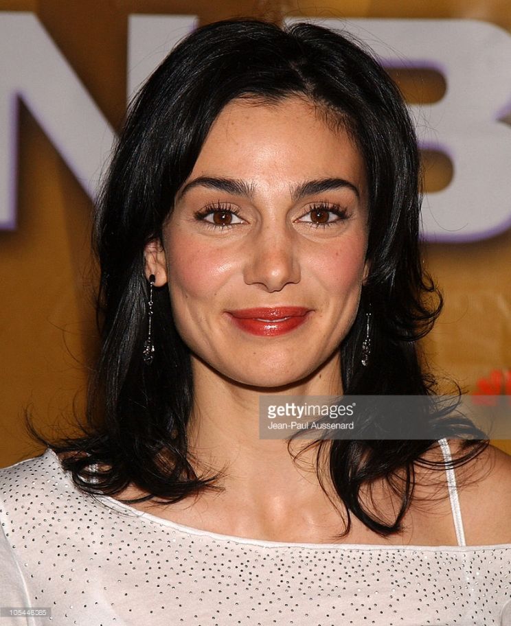 Annie Parisse