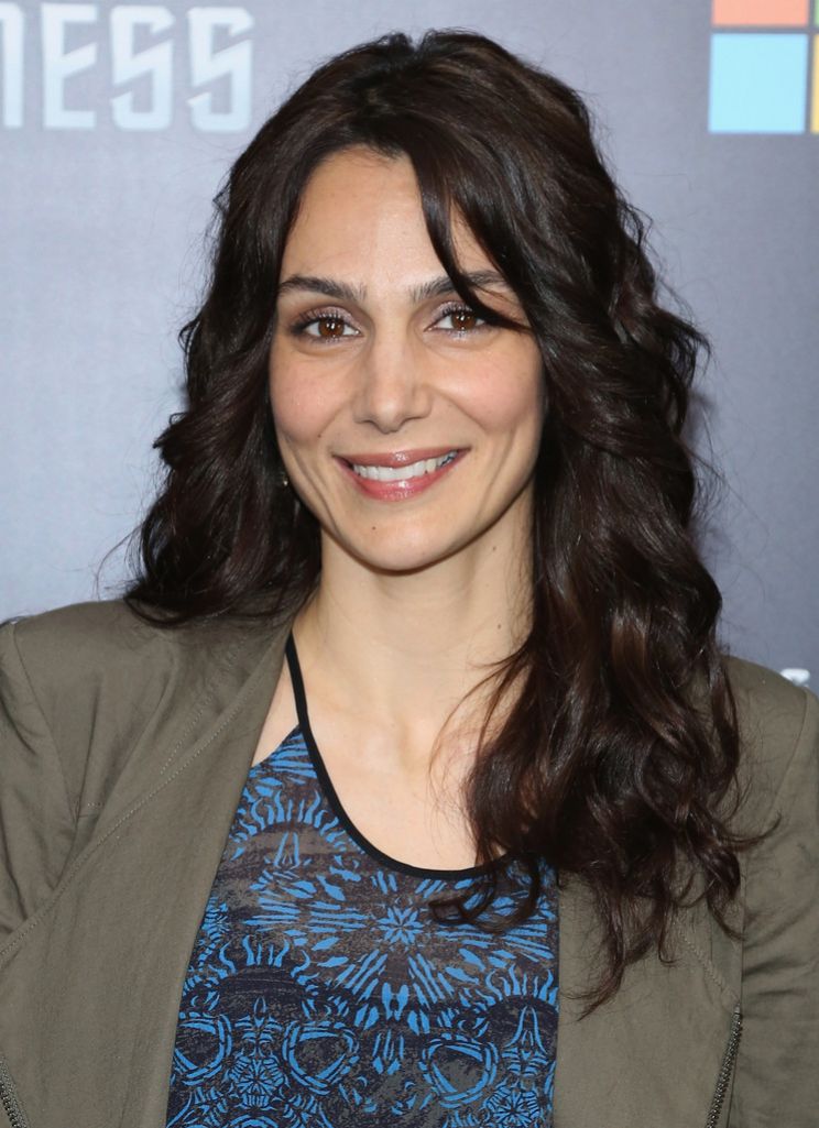 Annie Parisse