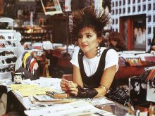 Annie Potts