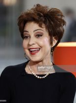 Annie Potts photo