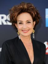 Annie Potts