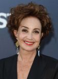 Annie Potts