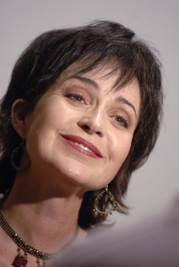 Annie Potts