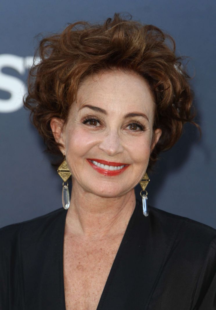 Annie Potts