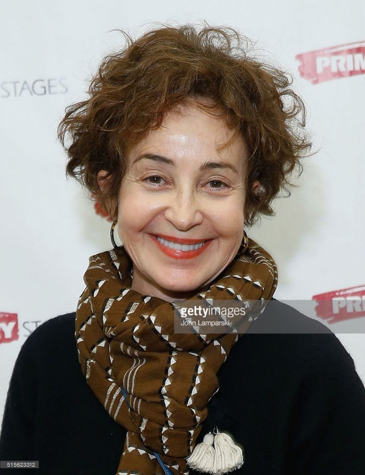 Annie Potts