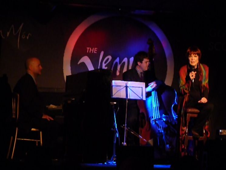 Annie Ross