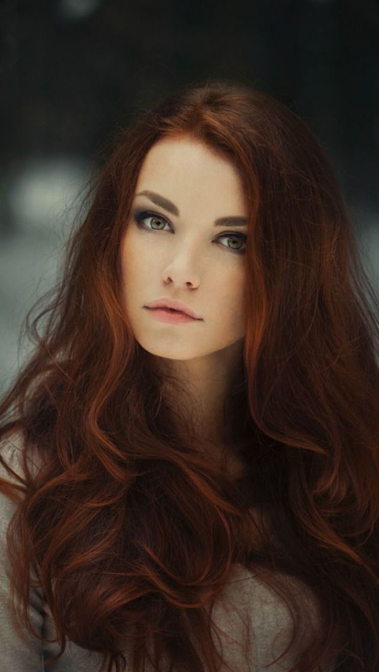 Annika Hays