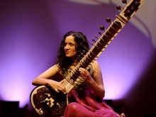Anoushka photo