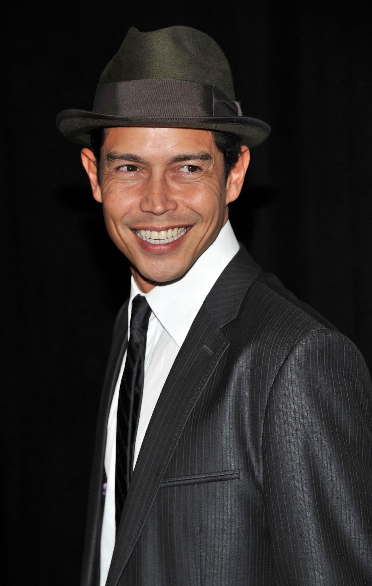 Anthony Ruivivar