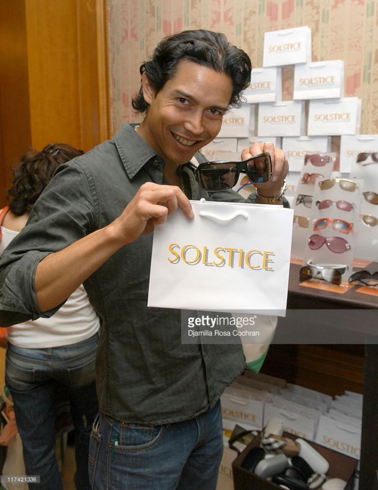Anthony Ruivivar