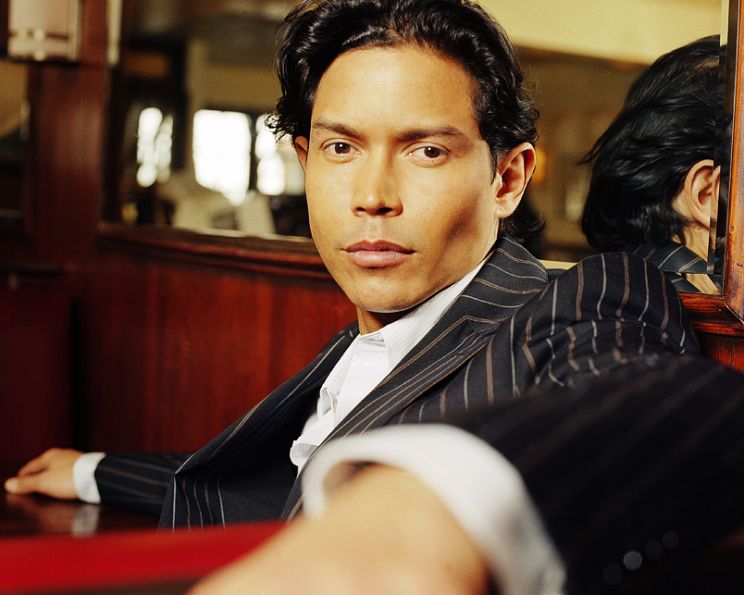 Anthony Ruivivar