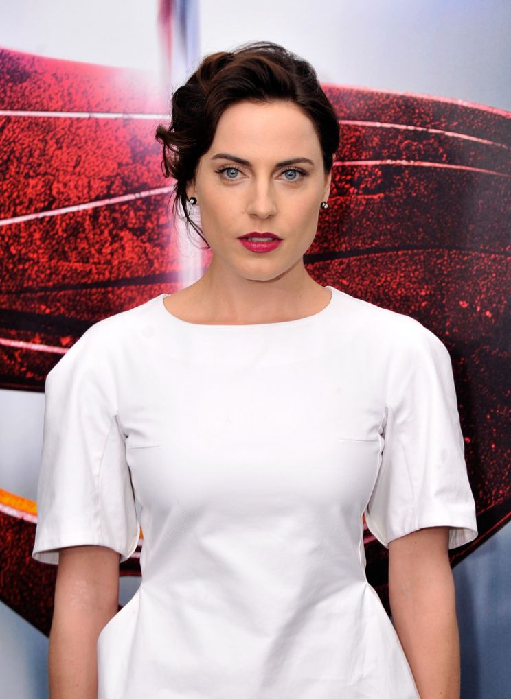 Antje Traue