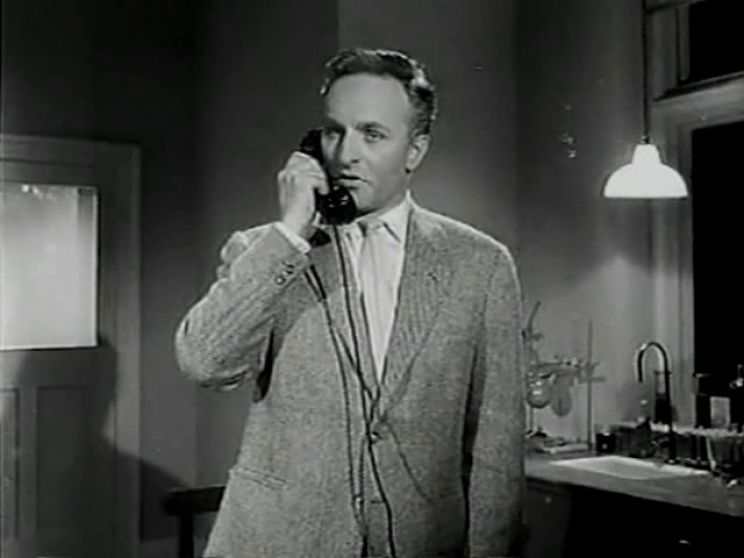 Anton Diffring