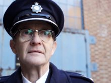 Anton Lesser