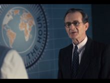 Anton Lesser