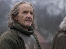 Anton Lesser
