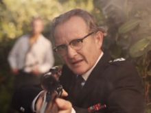 Anton Lesser