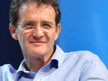 Anton Lesser