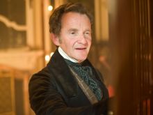 Anton Lesser