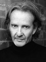 Anton Lesser