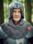 Anton Lesser