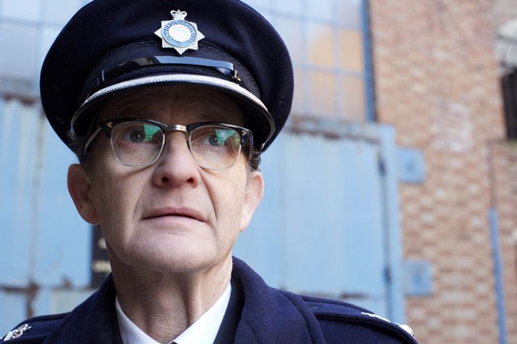 Anton Lesser