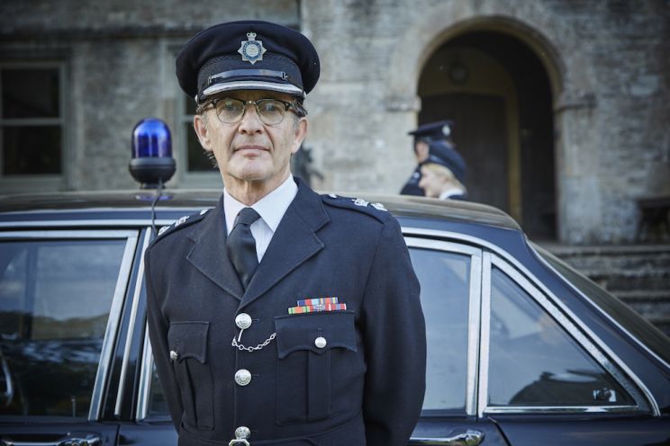Anton Lesser