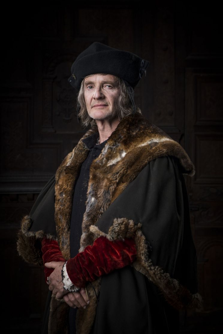 Anton Lesser