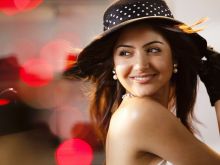 Anushka Sharma #330019 picture (Landscape Medium)