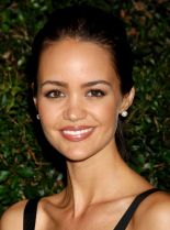 April Scott #885917 picture (Portrait Medium)