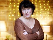 Arabella Weir