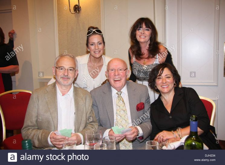 Arabella Weir