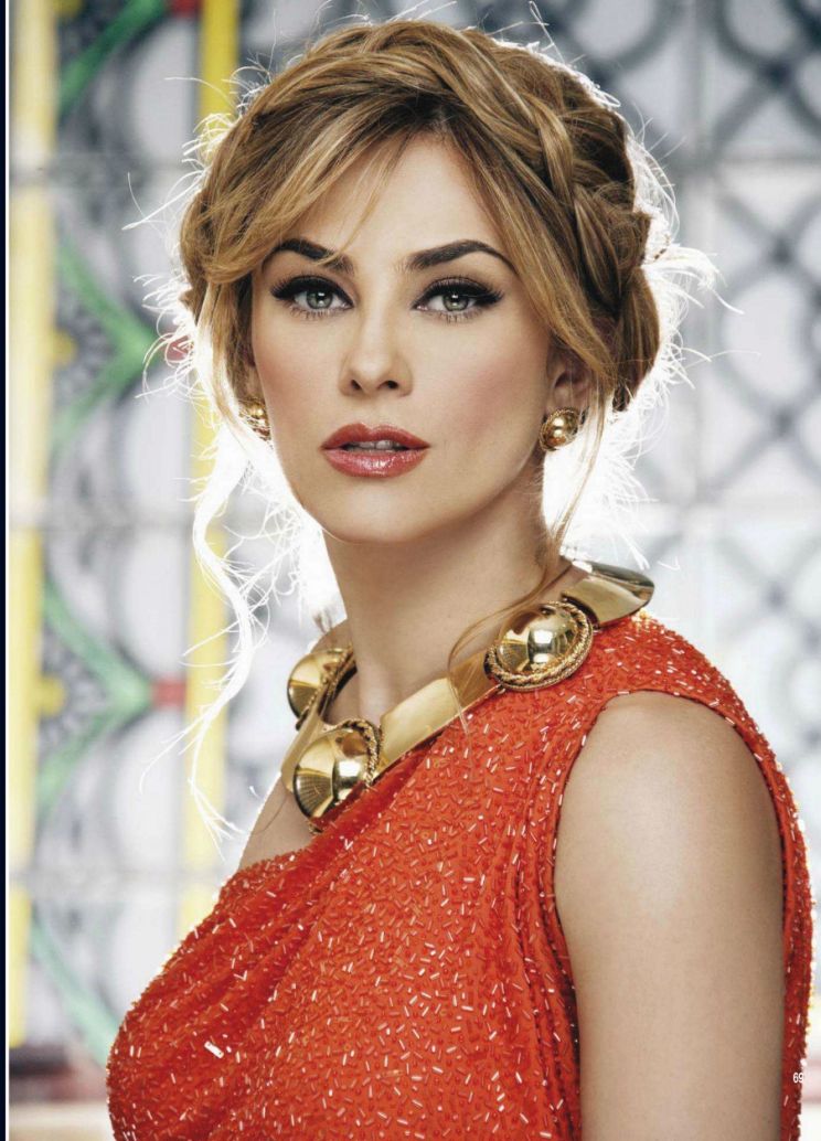 Aracely Arámbula