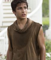 Aramis Knight