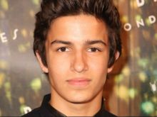 Aramis Knight