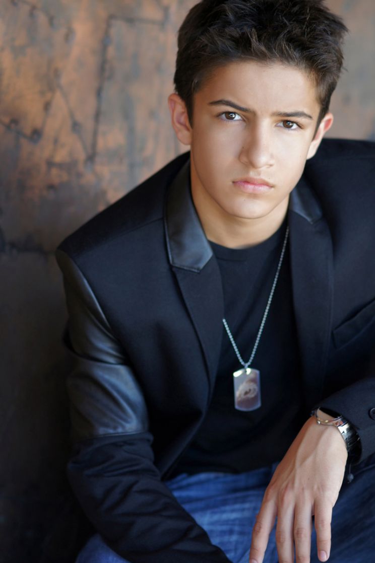 Aramis Knight