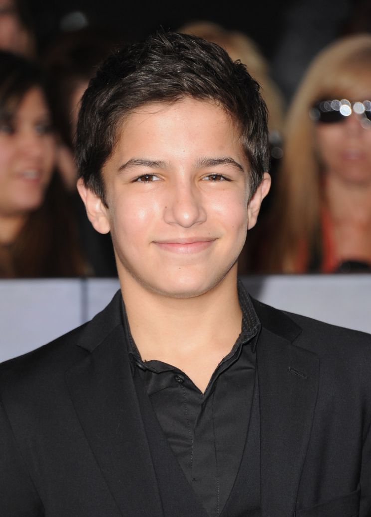 Aramis Knight