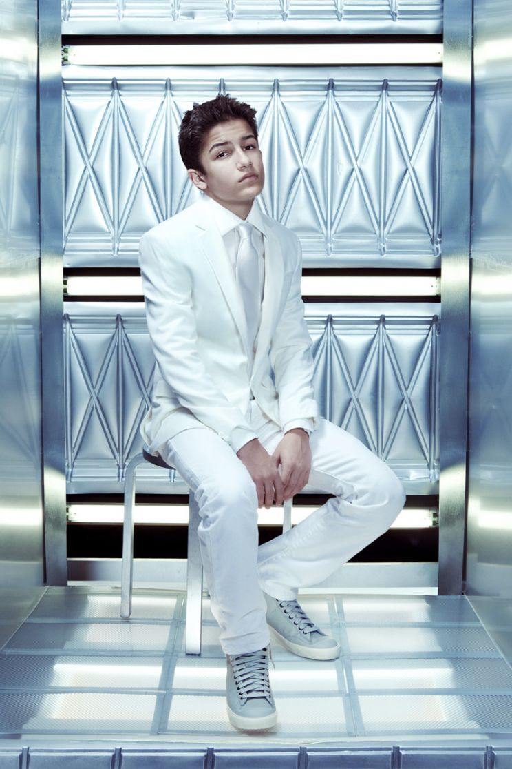 Aramis Knight