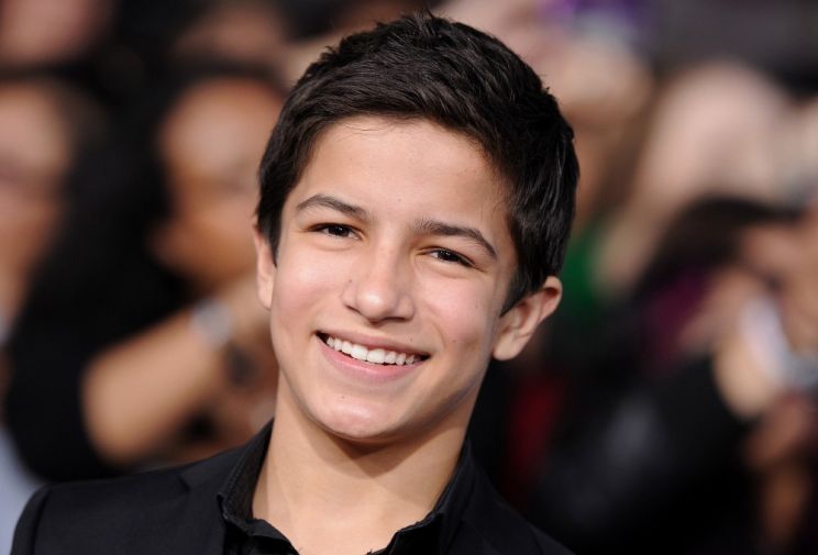 Aramis Knight